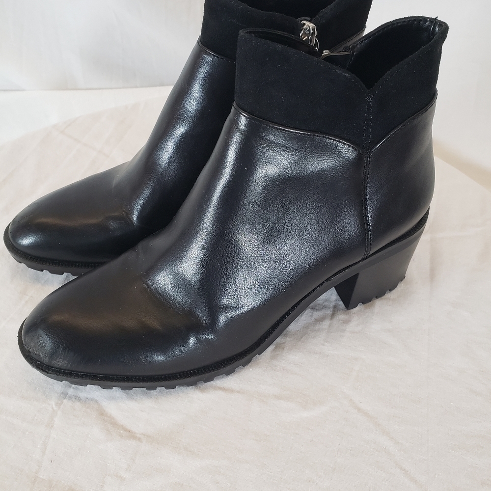 Zara Basic Black Leather Booties with Heel sz 37/6.5